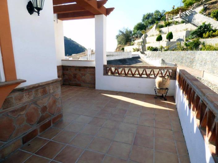 Image No.52-3 Bed Townhouse for sale