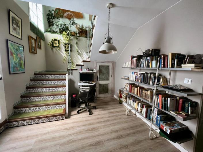 Image No.15-4 Bed Townhouse for sale