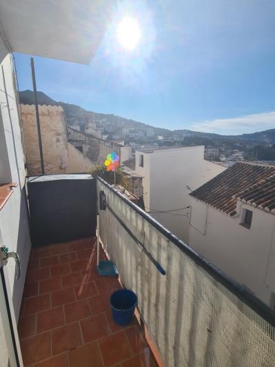 Image No.10-6 Bed Townhouse for sale