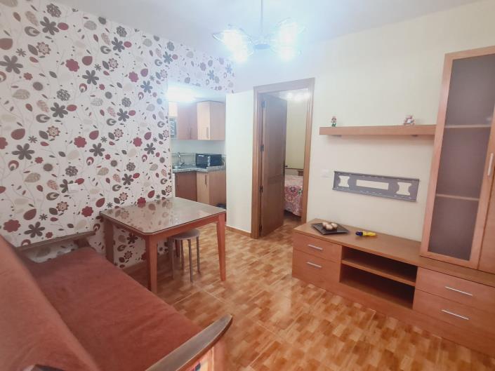 Image No.27-6 Bed Townhouse for sale