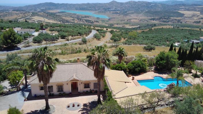 Image No.6-4 Bed Villa for sale