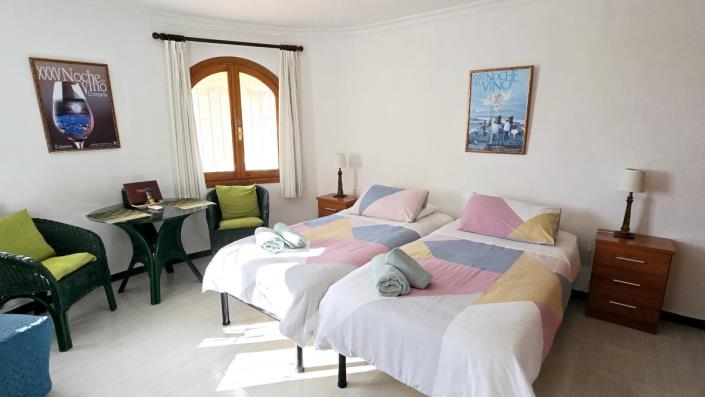 Image No.19-6 Bed Villa for sale