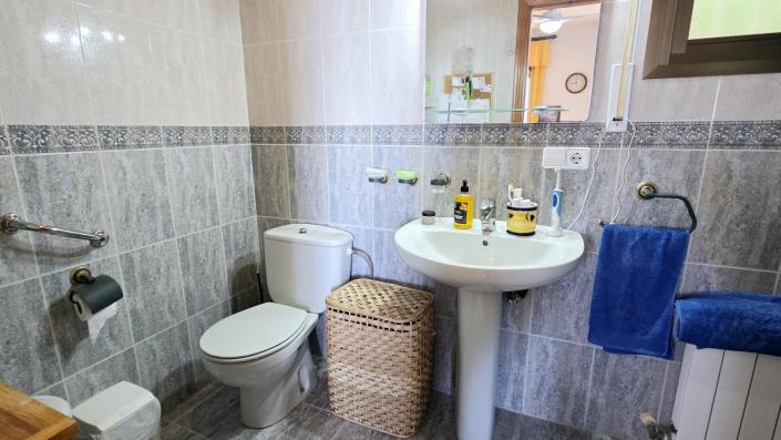 Image No.42-6 Bed Villa for sale