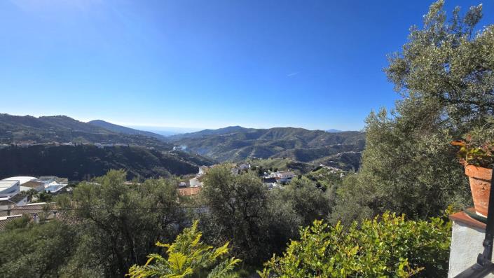 Image No.45-6 Bed Villa for sale