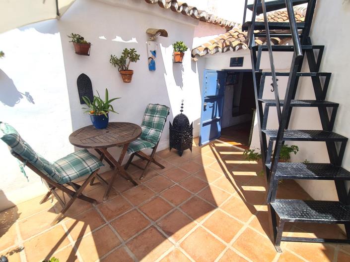 Image No.25-4 Bed Townhouse for sale