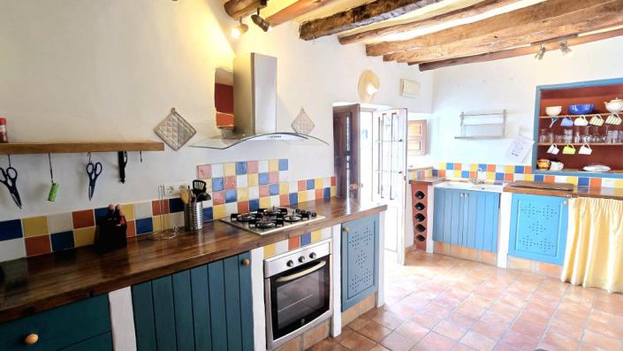 Image No.4-1 Bed Townhouse for sale