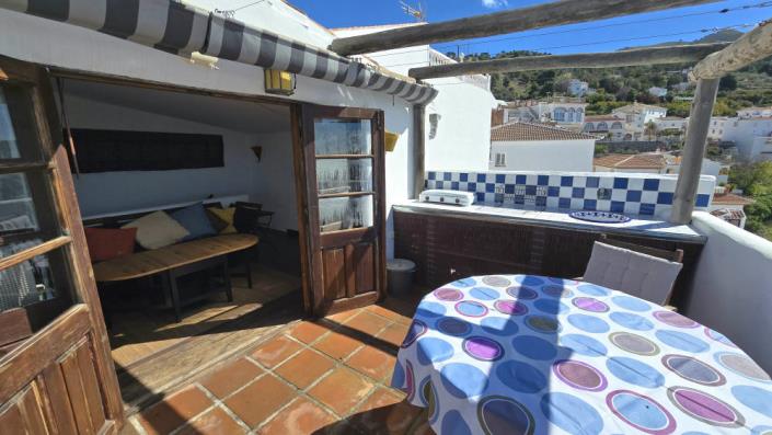 Image No.18-1 Bed Townhouse for sale