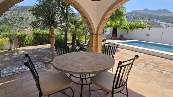 Image No.17-3 Bed Villa for sale