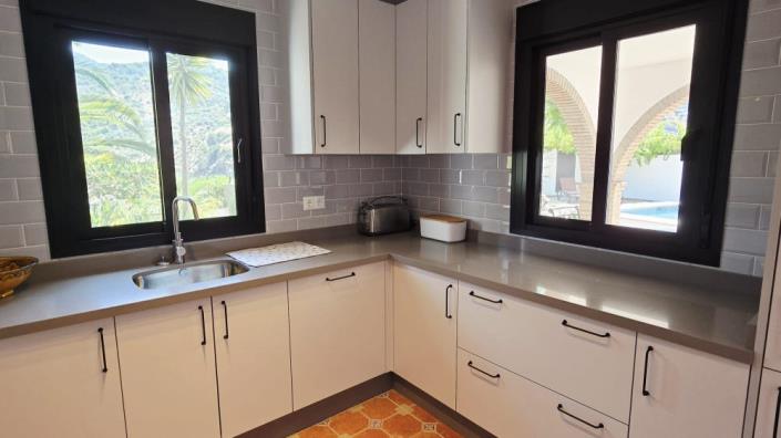 Image No.22-3 Bed Villa for sale