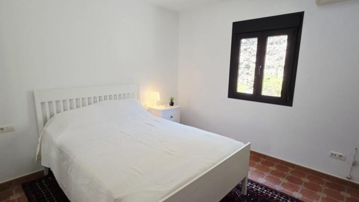 Image No.25-3 Bed Villa for sale