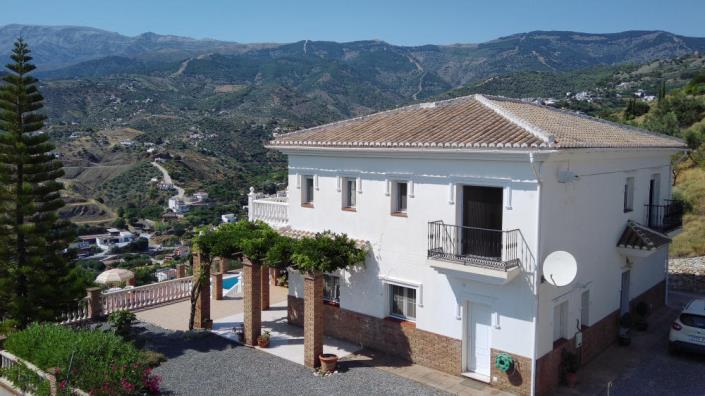 Image No.4-5 Bed Villa for sale