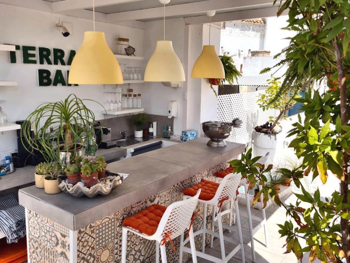 Image No.3-5 Bed Commercial for sale