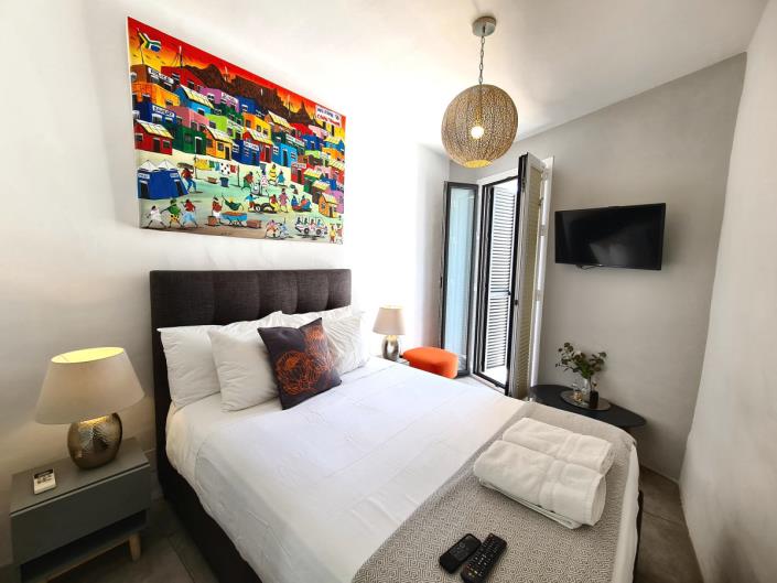 Image No.31-5 Bed Commercial for sale