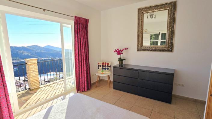 Image No.20-5 Bed Villa for sale