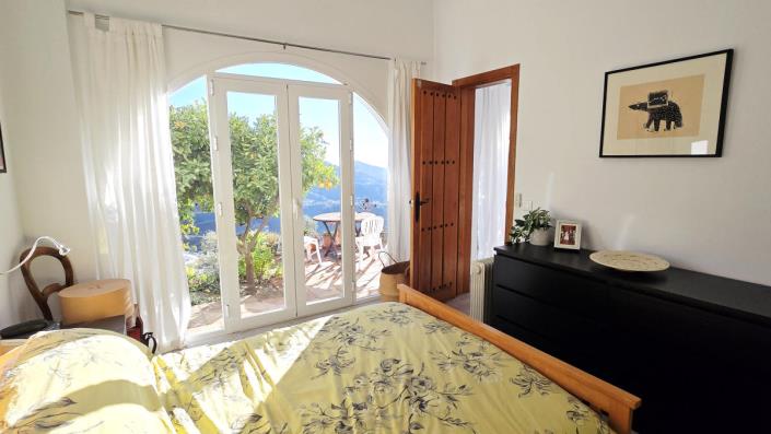 Image No.37-5 Bed Villa for sale