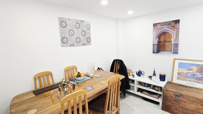 Image No.4-3 Bed Townhouse for sale