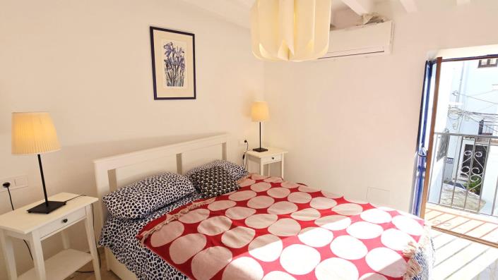 Image No.16-3 Bed Townhouse for sale