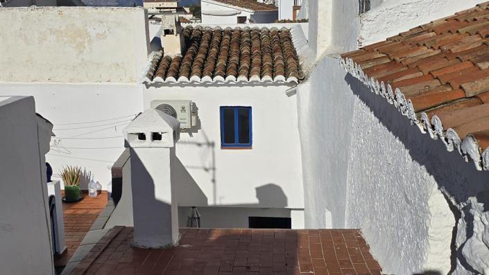 Image No.23-3 Bed Townhouse for sale