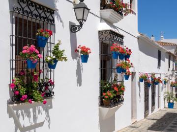 street-scene-estepona-spain
