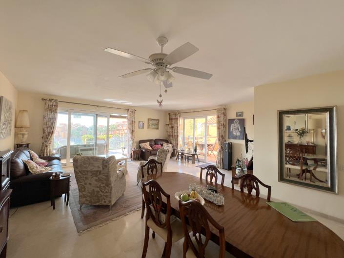 Image No.4-Appartement de 4 chambres à vendre à La Duquesa