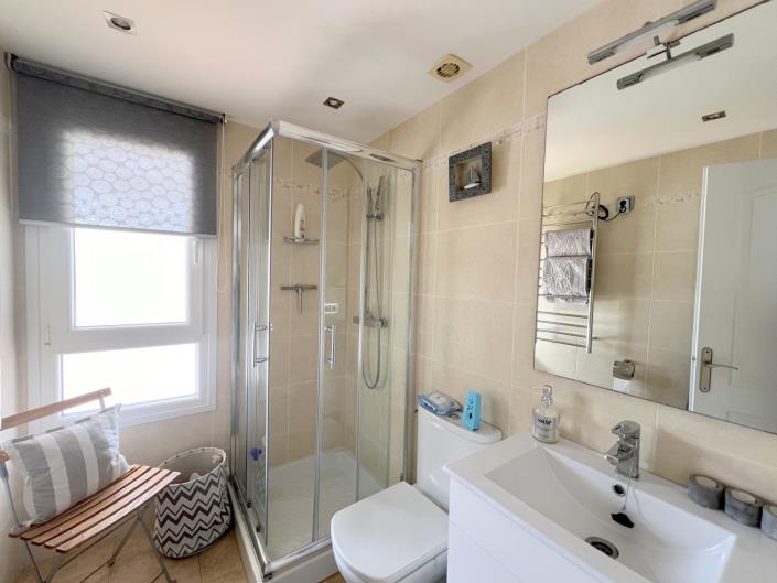 Image No.10-Appartement de 2 chambres à vendre à Estepona