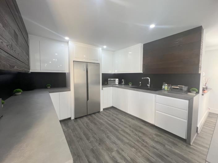 Image No.23-4 Bed Villa / Detached for sale