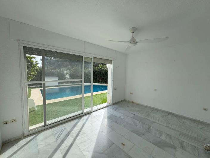 Image No.7-Maison de ville de 3 chambres à vendre à La Duquesa