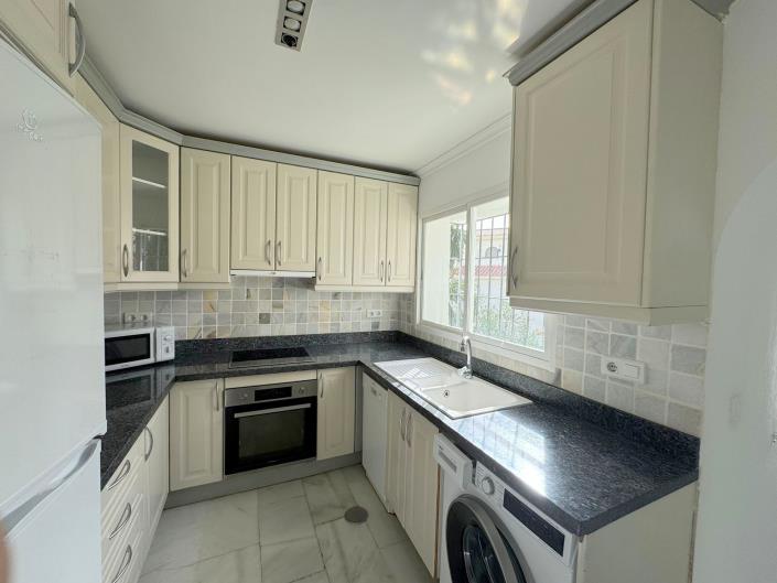 Image No.6-Maison de ville de 3 chambres à vendre à La Duquesa