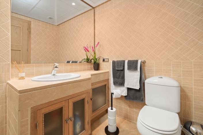 Image No.13-3 Bed Apartment for sale