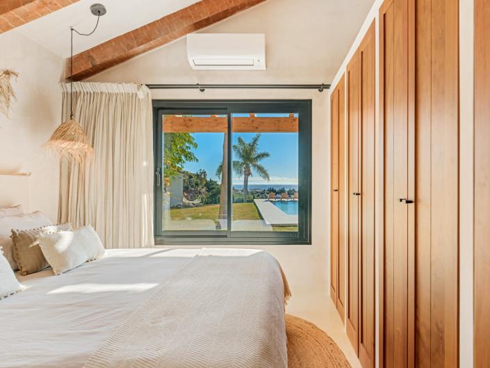 Image No.10-Villa / Détaché de 6 chambres à vendre à Estepona