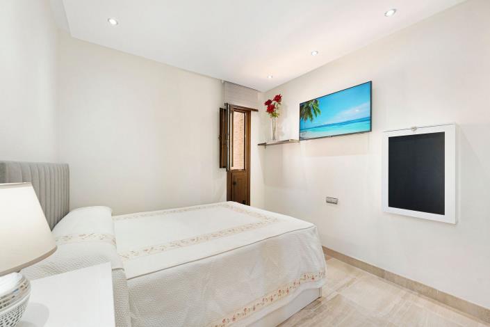 Image No.16-4 Bed Penthouse for sale