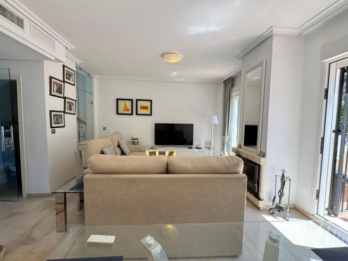 Image No.14-Maison de ville de 3 chambres à vendre à La Duquesa