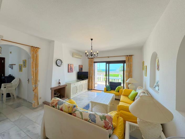 Image No.8-3 Bed Townhouse for sale