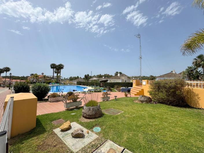 Image No.8-Maison de ville de 3 chambres à vendre à La Duquesa