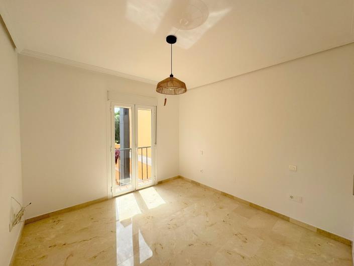 Image No.12-Maison de ville de 3 chambres à vendre à La Duquesa