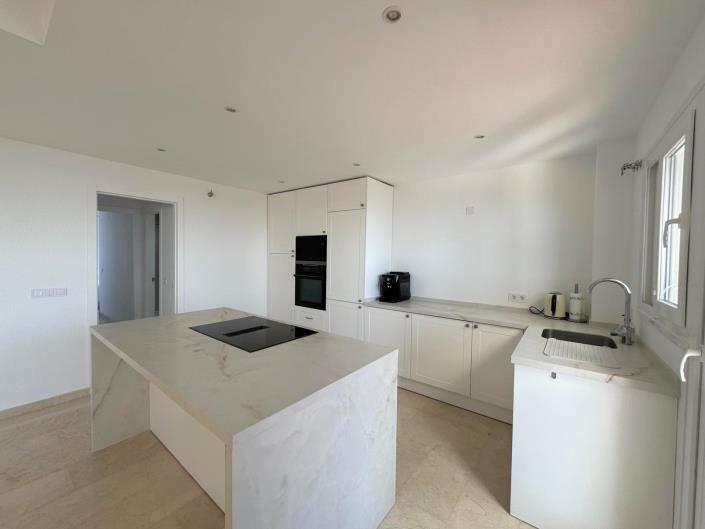 Image No.20-3 Bed Penthouse for sale