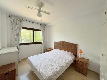 master-bed