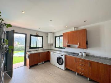 IMG-20250922-WA0047