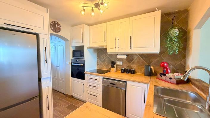 Image No.14-2 Bed Apartment for sale