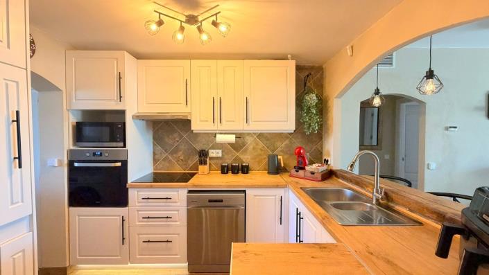 Image No.15-2 Bed Apartment for sale