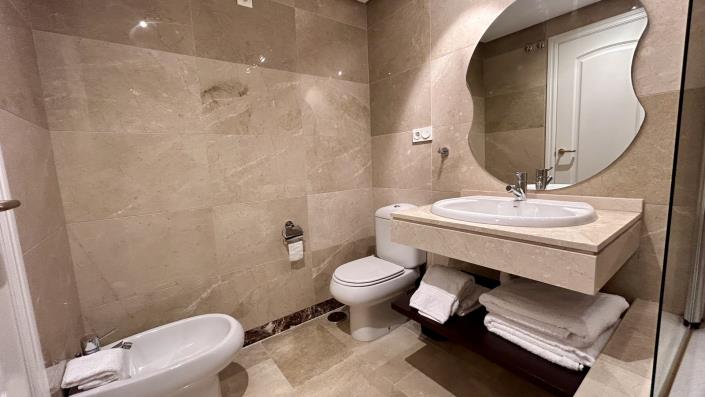 Image No.13-2 Bed Apartment for sale