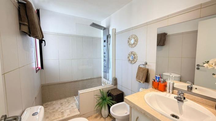 Image No.12-Appartement de 2 chambres à vendre à Casares