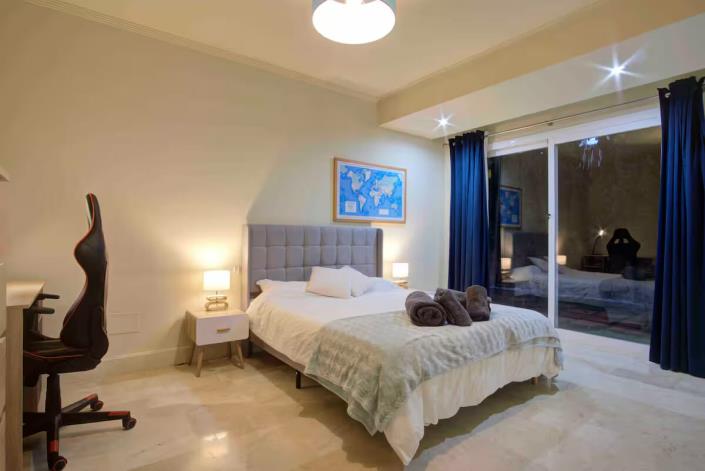 Image No.10-4 Bed Villa for sale