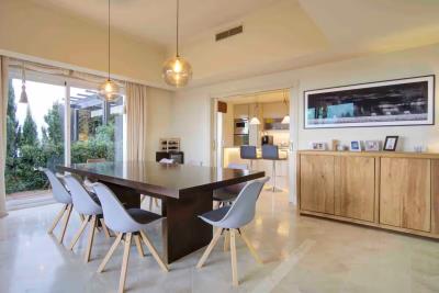 La-Paloma-Villa-La-Duquesa-KIWII-Dining