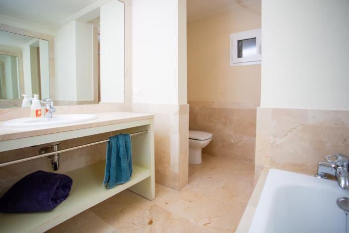 Image No.16-4 Bed Villa for sale