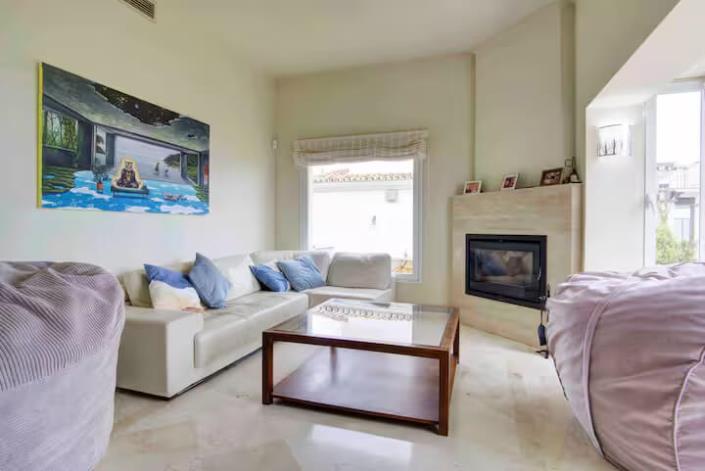 Image No.23-4 Bed Villa for sale