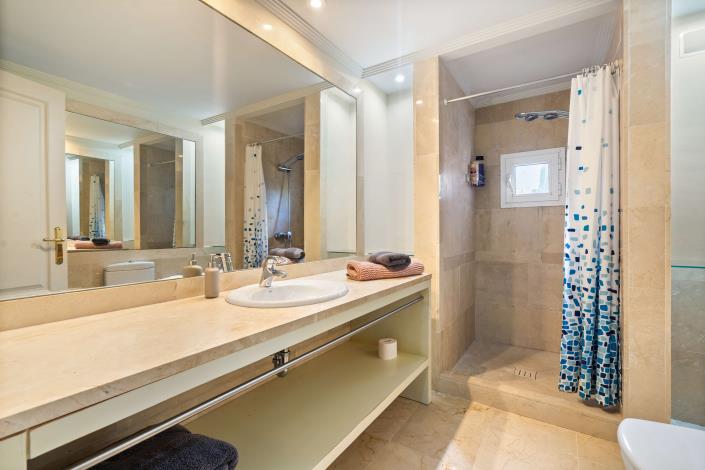 Image No.23-Villa de 4 chambres à vendre à La Duquesa