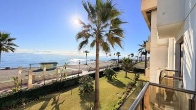 Marina-del-Castillo-La-Duquesa-Beach-View-2-481