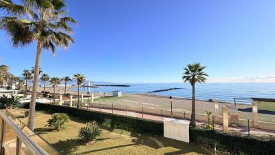 Marina-del-Castillo-La-Duquesa-Beach-View-3-481