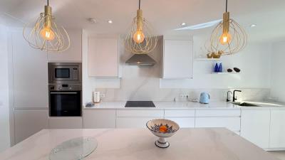 Marina-del-Castillo-La-Duquesa-Kitchen-481